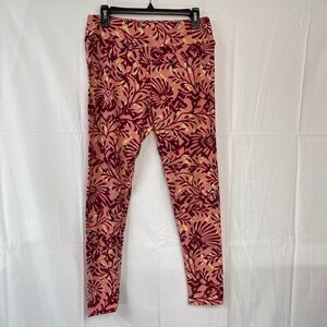 Lula Roe Tall and Curvy Leggings